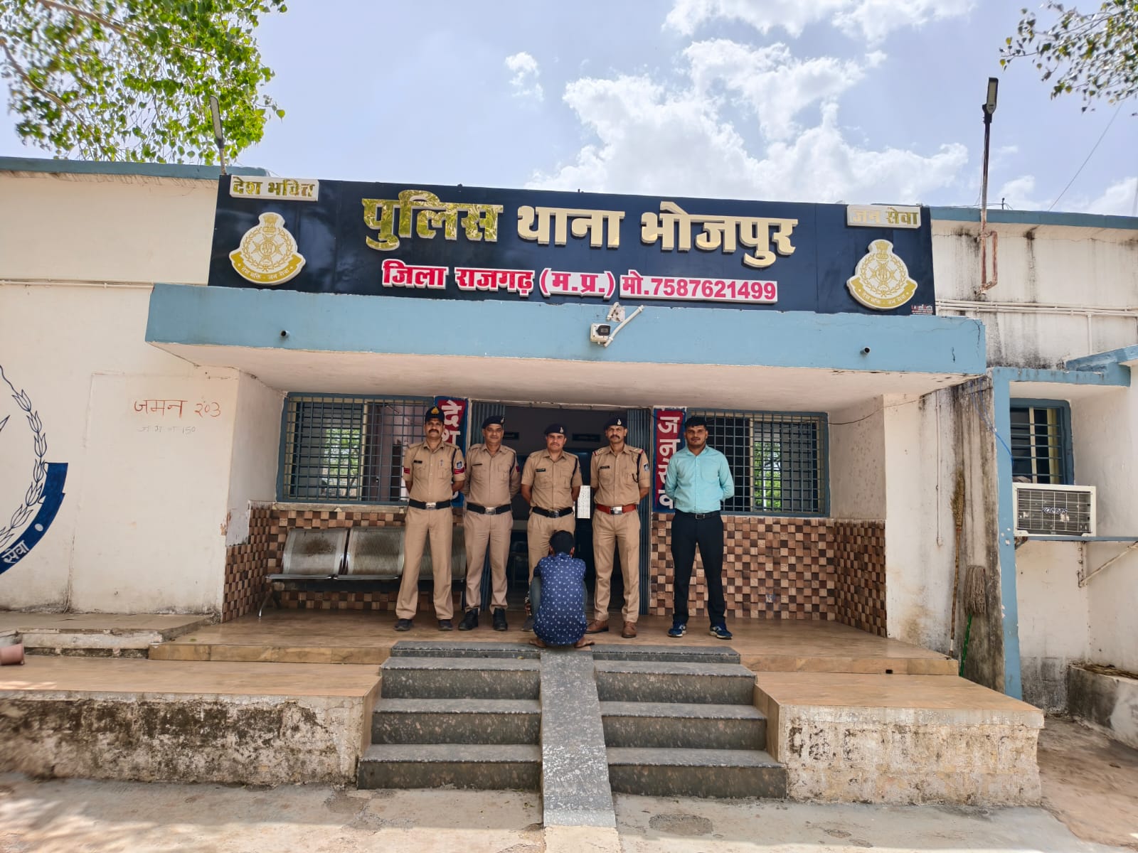 स्मैक के साथ आरोपी पुलिस की गिरफ्त में